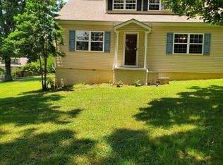 3119 Clover Hill Ridge Rd, Maryville, TN 37801