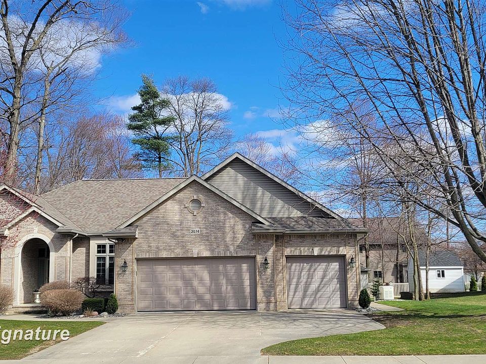 1st image of 2074 Manchester Dr