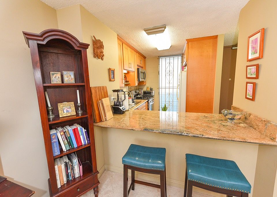 1st image of 2630 Kapiolani Blvd APT 1002
