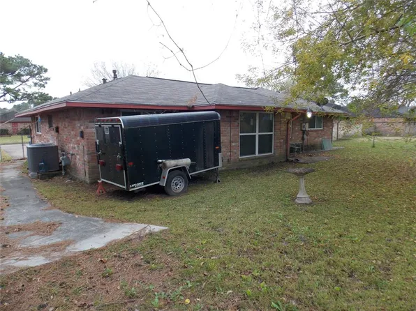 7215 Valmont Dr, Houston, TX 77016