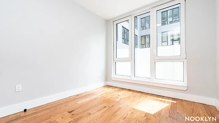 Rented by Nooklyn NYC LLC | media 73