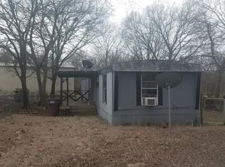 107 W Eagle St, Ector, TX 75439