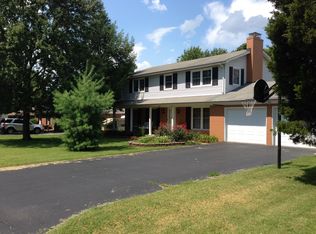 840 Glenview Way, Bowling Green, KY 42104