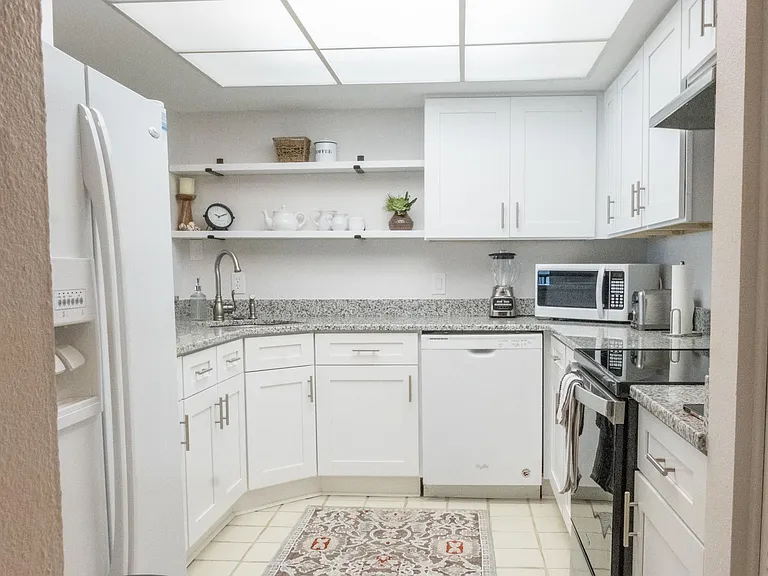 5611 Gulf Of Mexico Dr #202 — Photo 14
