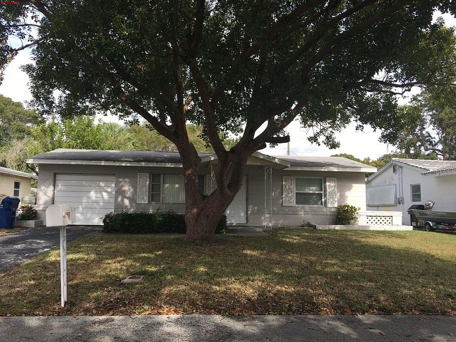 1st image of 5695 46th Ave N