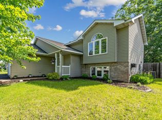 1808 Lupine Dr, Hudson, WI 54016