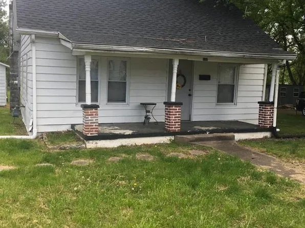 606 Monroe Dr, Tompkinsville, KY 42167