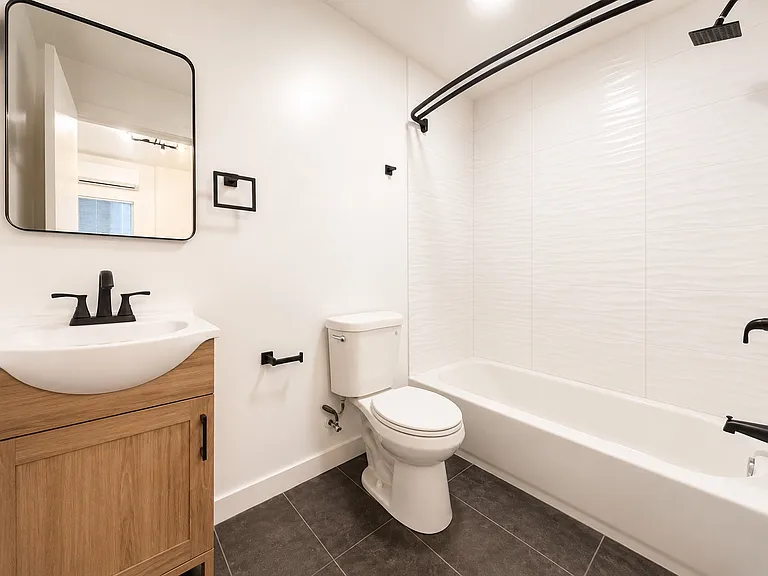 1600 E Ocean Blvd #5 — Photo 6