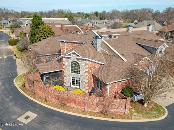 2711 Alia Cir, Louisville, KY 40222