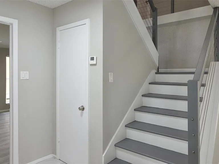 5111 Pinewilde Dr — Photo 6