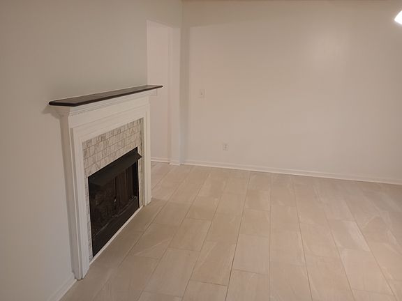 5th image of 1840 Dobbs Creek Ct