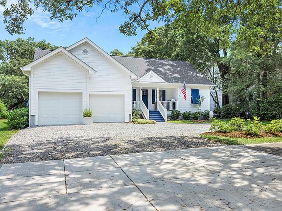 2nd image of 1528 Winyah St.