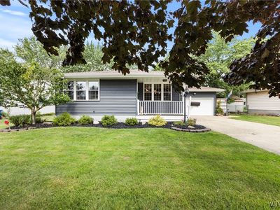 272 Woodward Dr, West Seneca, NY, 14224