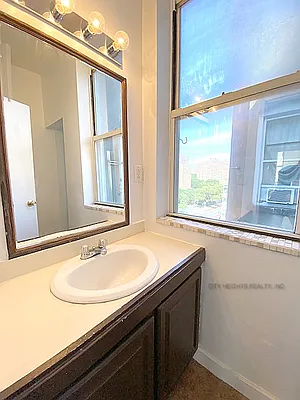 Rented by City Heights Realty | media 22