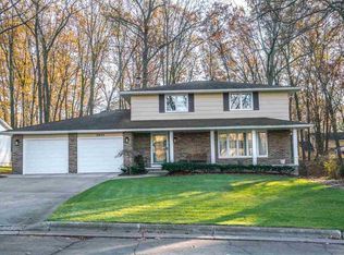 2643 Shag Bark Ln, Green Bay, WI 54313