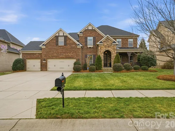 770 Franklin Tree Dr NW, Concord, NC 28027