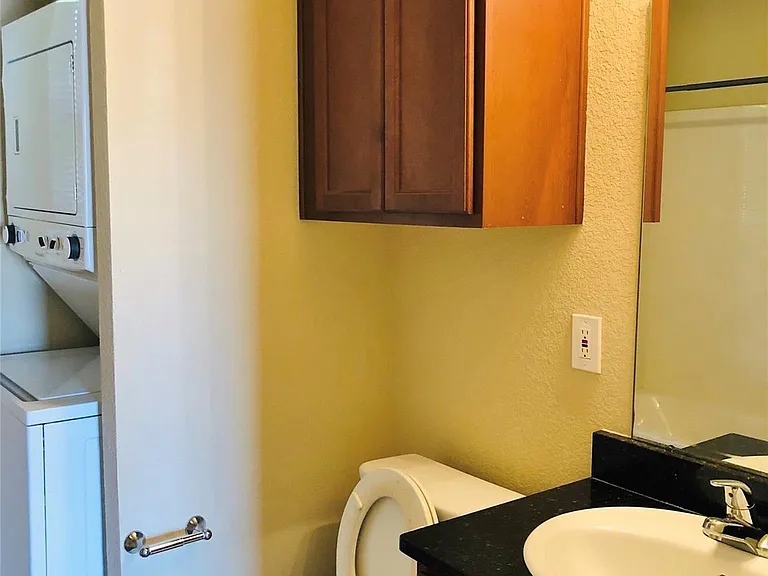 2512 S Houston Ave — Photo 10