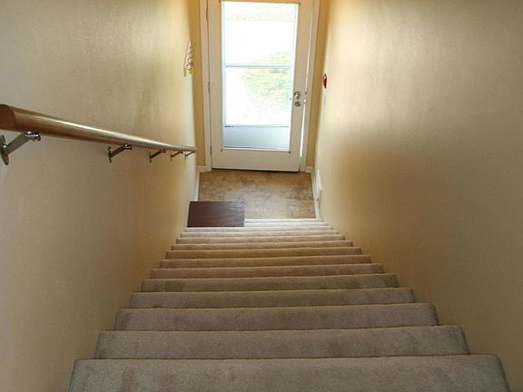 2nd image of 6641 Mariner Dr Unit 4