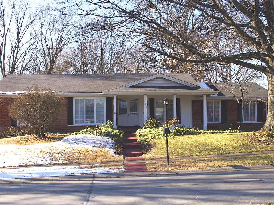 1st image of 12975 Royal Oak Dr