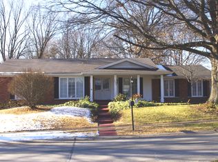 12975 Royal Oak Dr, Florissant, MO 63033