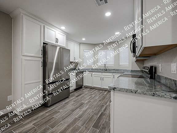 5th image of 16927 E Sabinas Dr APT B