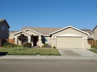 13712 Santa Rosa Dr, Gustine, CA 95322