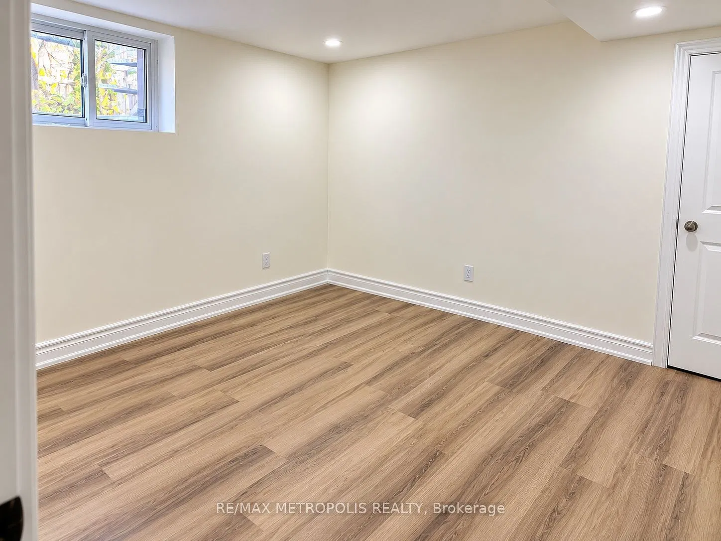 2 bed, $1,800 — Photo 4