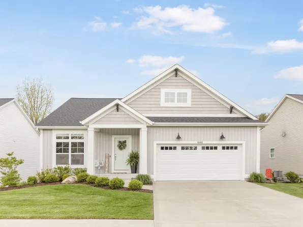 16493 Wickshire Pl, Spring Lake, MI 49456