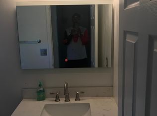 420 Hilltop Ln, Annapolis, MD