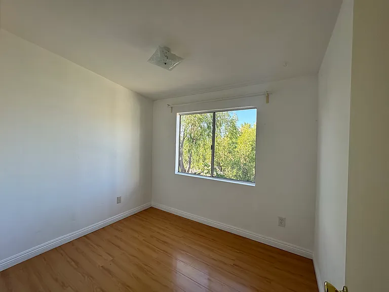 1416 1/2 Allison Ave — Photo 19