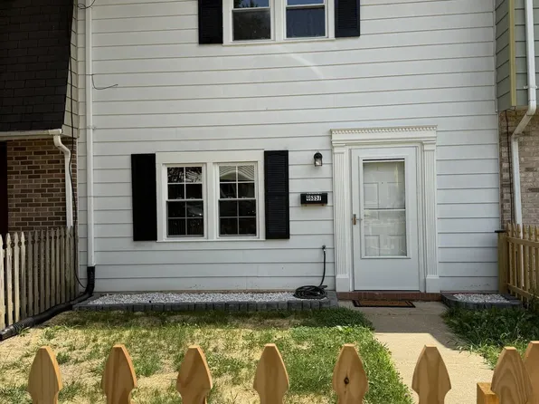 46857 Rogers Dr, Lexington Park, MD 20653