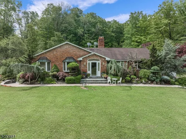 22 Vienna Hills Rd, Independence Twp., NJ 07840