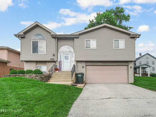 (undisclosed Address), Hazel Crest, IL 60429