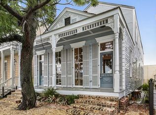 1422 Carondelet St, New Orleans, LA 70130