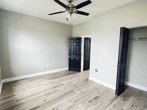 5th image of 2512 W Lehigh Ave