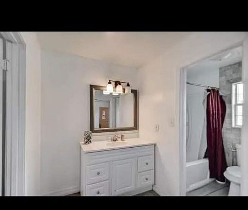 4th image of 12518 La Rochelle Dr