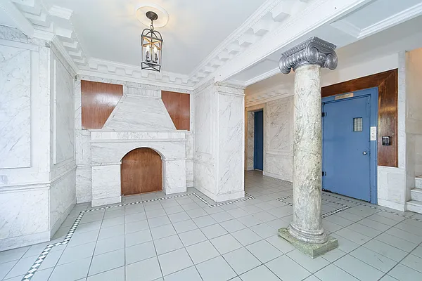 Rented by Living New York | media 9