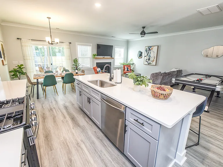 4811 Shelley Dr — Photo 47