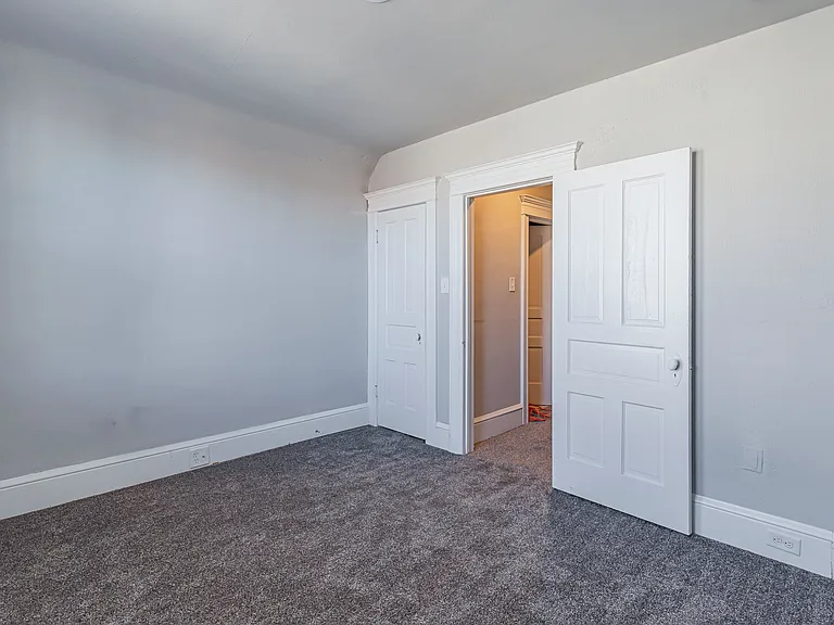 802 Quincy Ave — Photo 38
