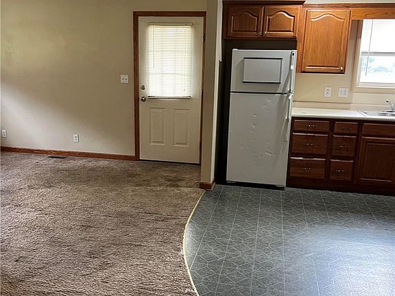 4th image of 2216 Hilliard Dr