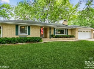 418 N Aldine Ave, Elgin, IL 60123