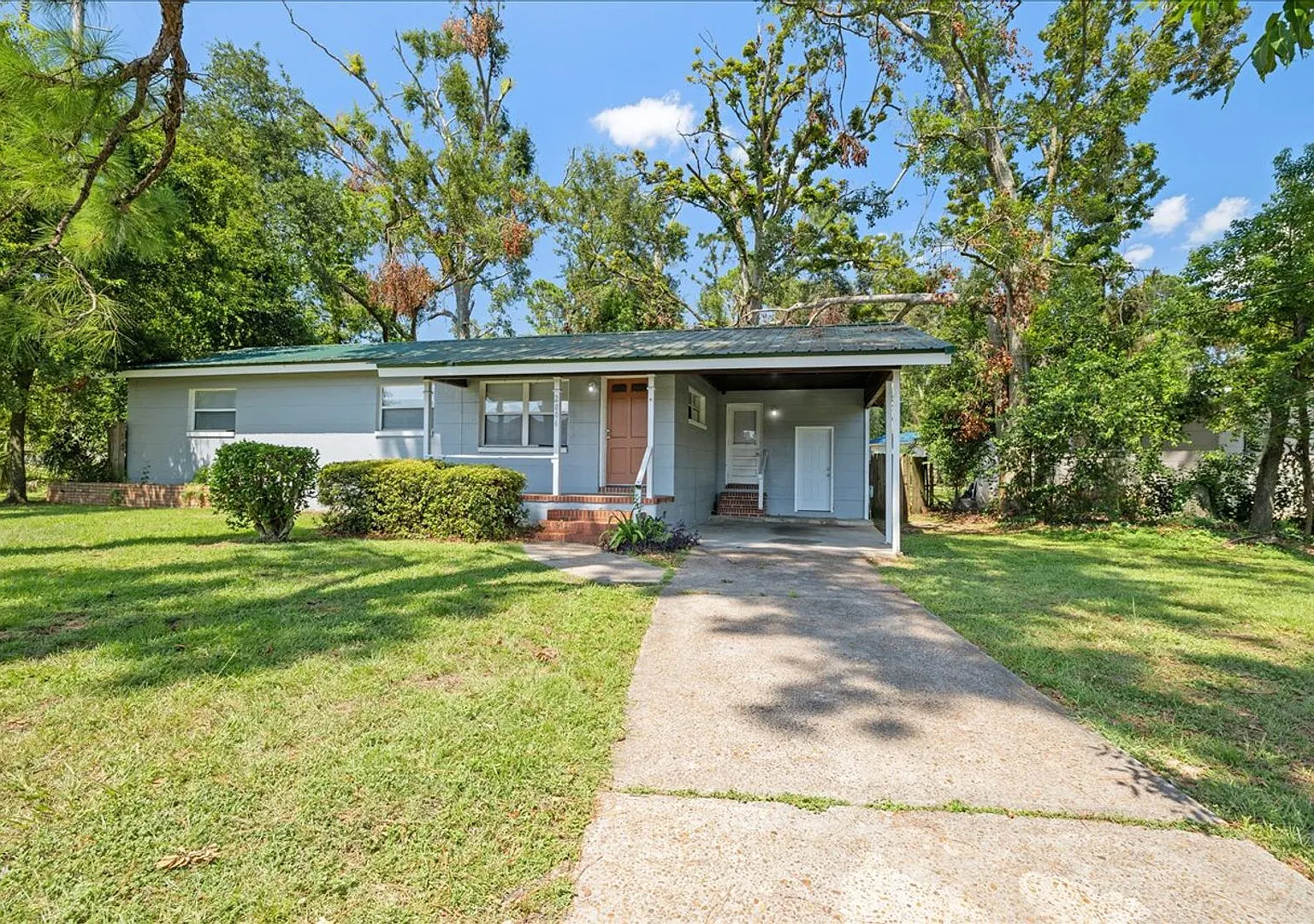 Gorgeous 3 Bedroom near FSU for Fall 2027! — Photo 3