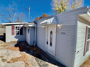 1104 Danby Rd, Festus, MO 63028