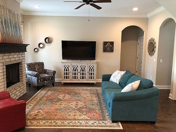 4th image of 4305 SW Layton Rd