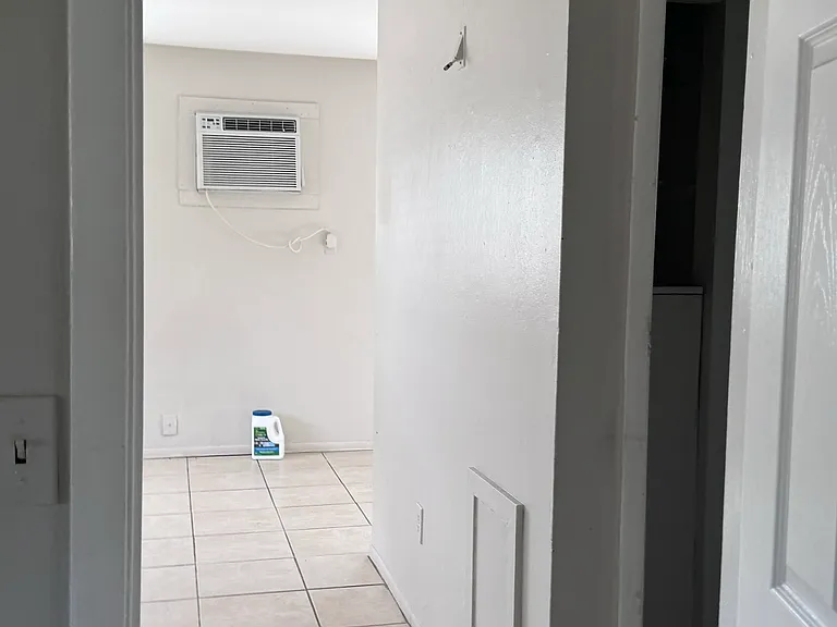 710 5th Ave NE #710 — Photo 8