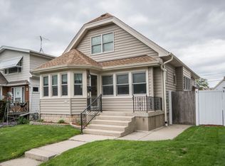 2228 S 62nd St, West Allis, WI 53219