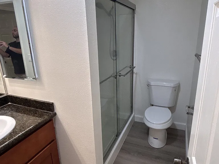 secondary / guest bathroom
