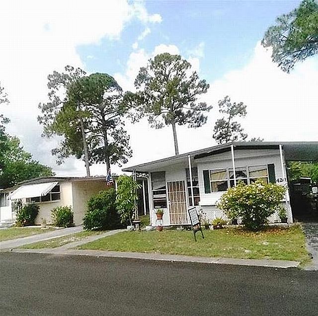 1st image of 420 Blue Sky Dr