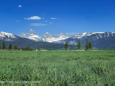 4705 N 1000th Rd E, Tetonia, ID, 83452