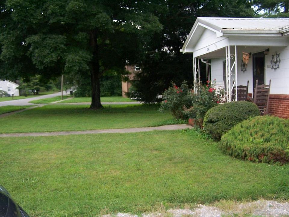1st image of 158 Birchwood St
